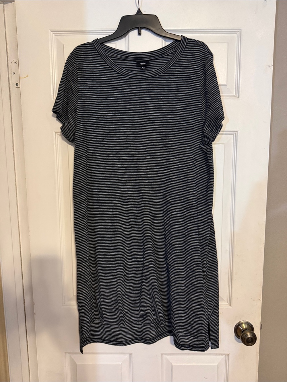 Striped Short Sleeve T-Shirt Dress - Black & White